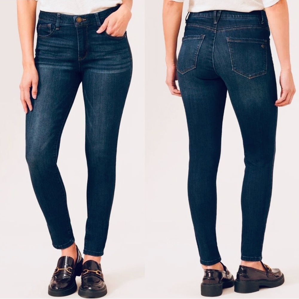 Democracy Women's Skinny Jeans in Dark Indigo